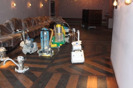 Kuku Club floor before renovation